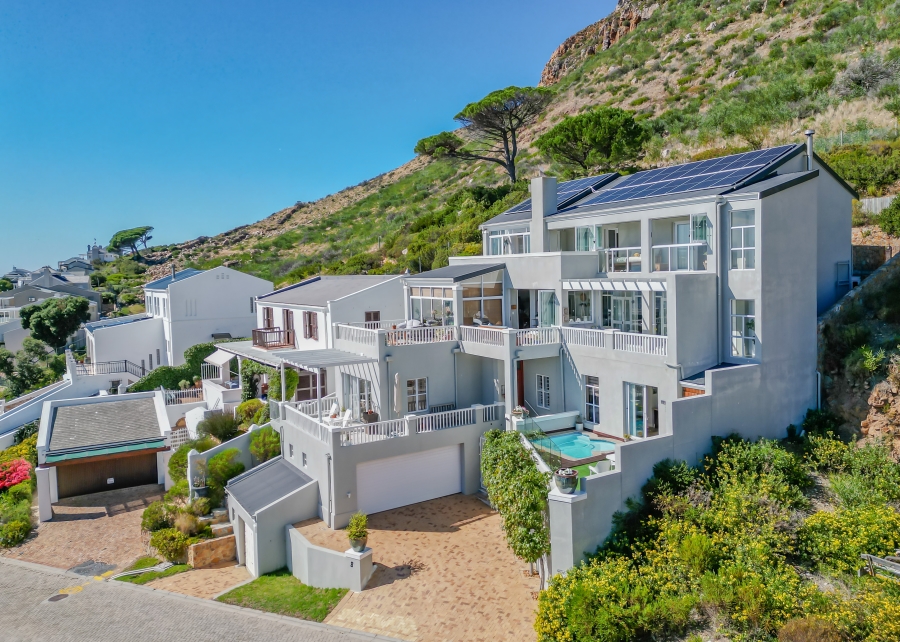 4 Bedroom Property for Sale in Simons Kloof Western Cape